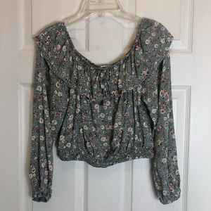 Live to be Spoiled Off the Shoulder Floral Crop Top. Size L